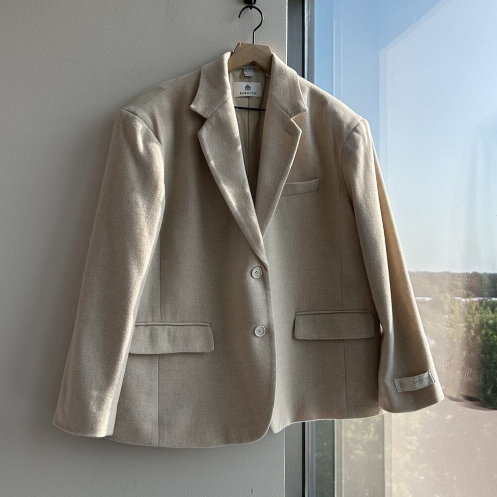 Aritzia Babaton Women’s Beige Wool Blazer Notch Lapel Two-Button Lined Size XS